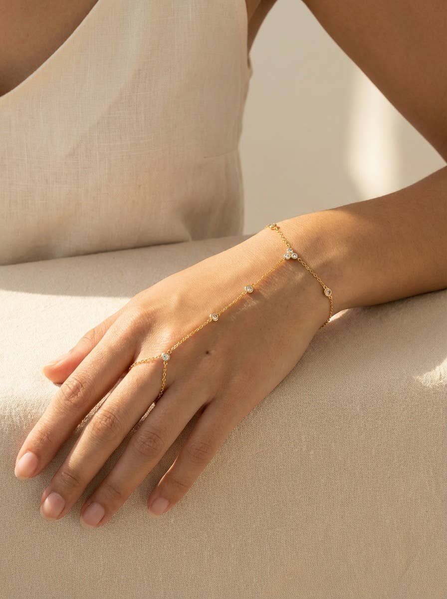 Stainless steel bracelet: Silver / Stainless steel