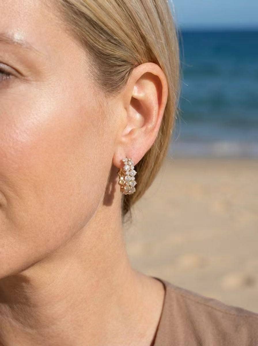 Rhinestone hoop earrings: Silver